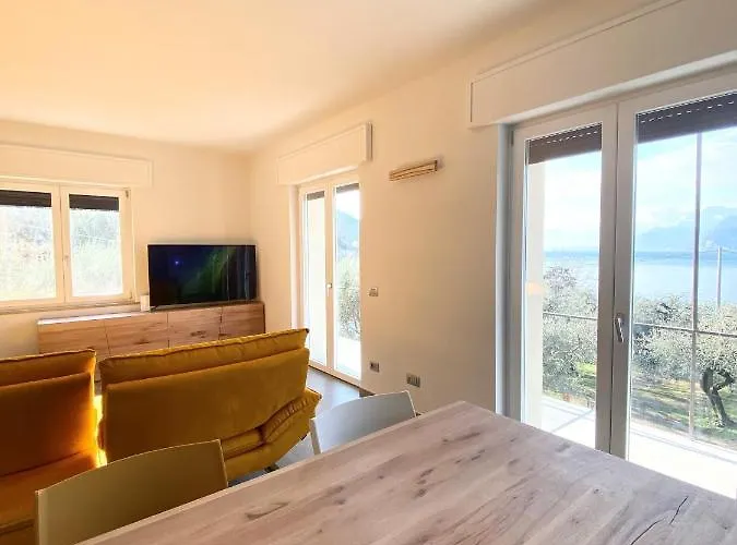 Cochetto's House In *